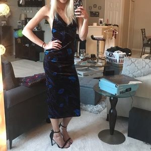 Ecoté Open Back Velvet Dress